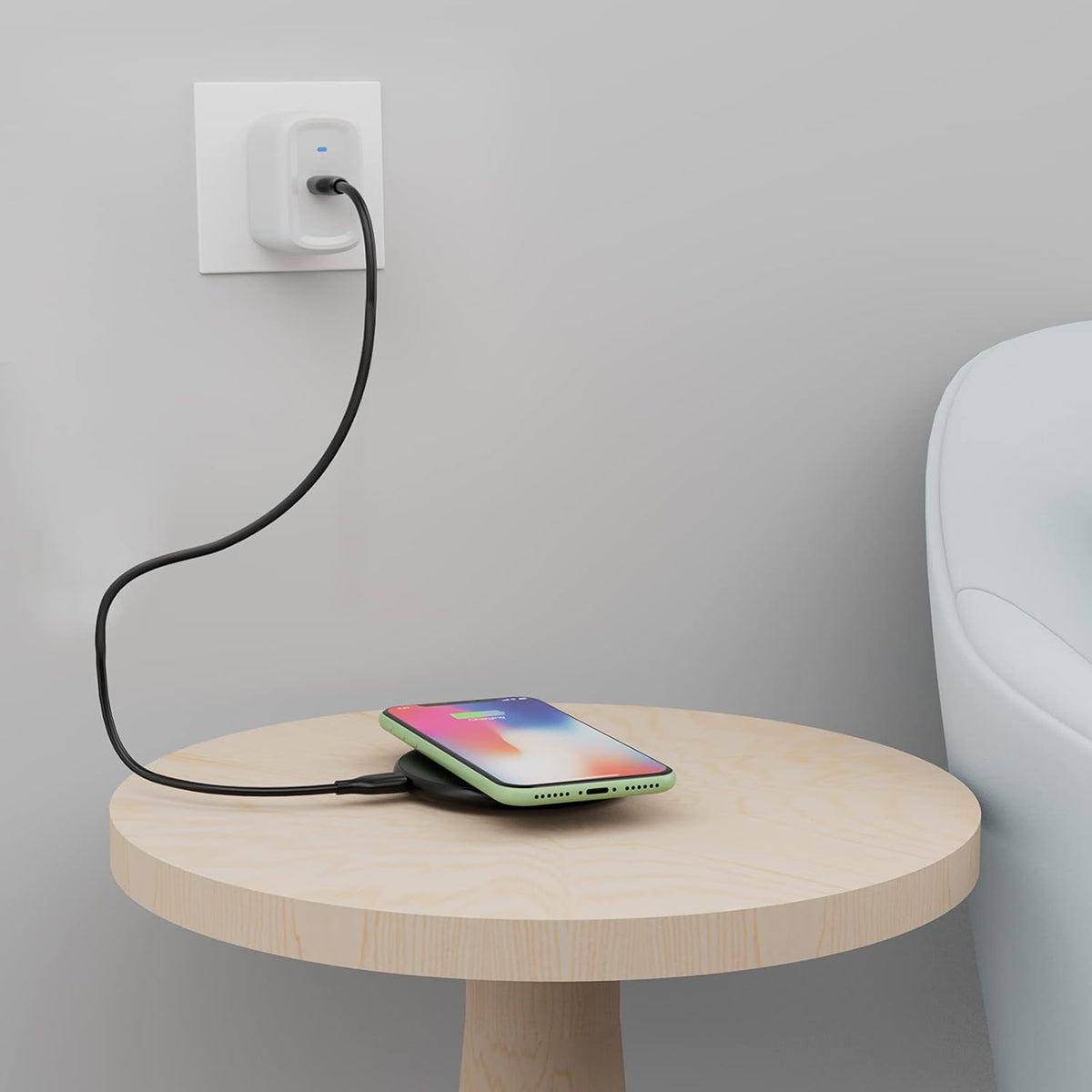 15W Qi Certified Fast Wireless Charging Pad with USB Cable