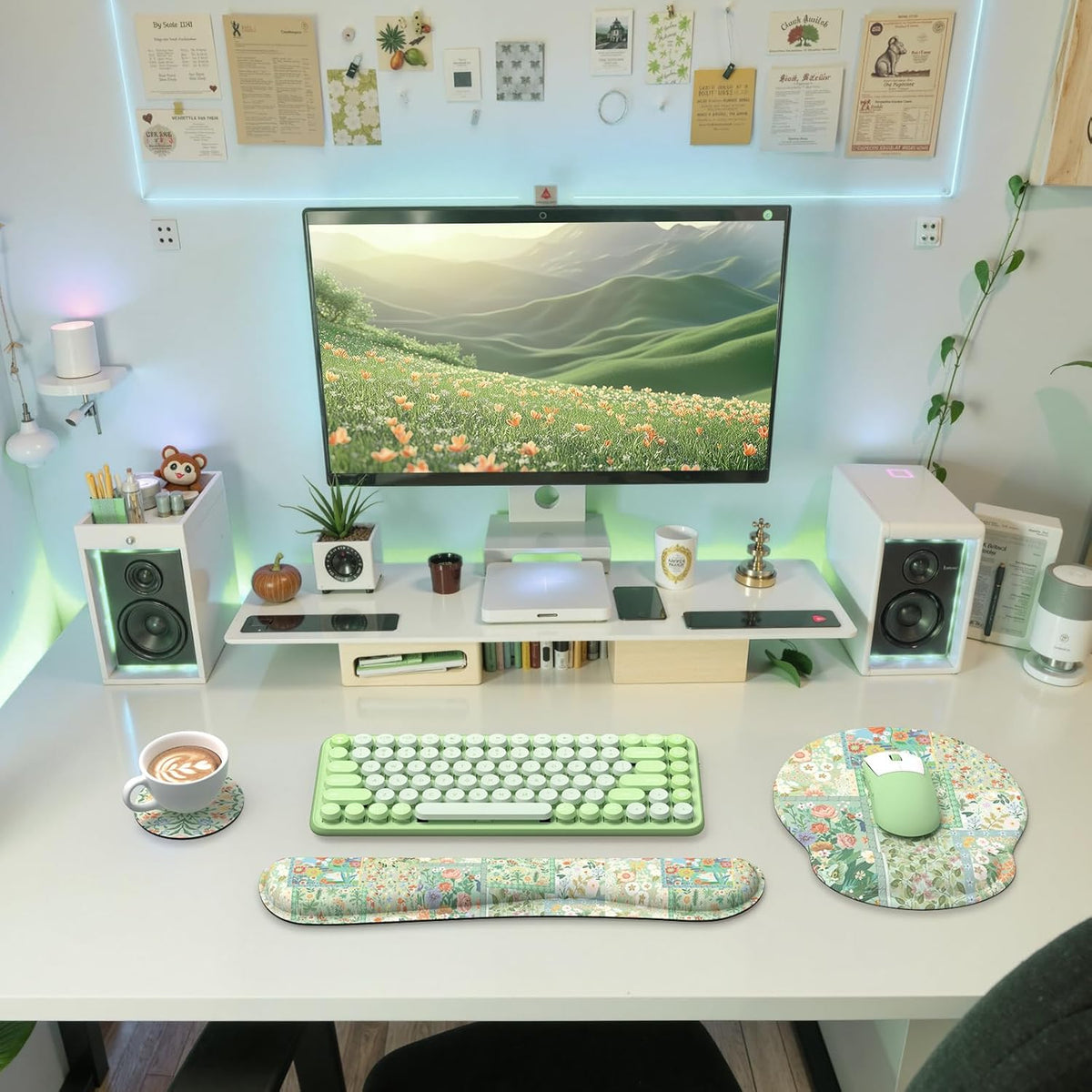 Mouse Pad with Wrist Support, Green