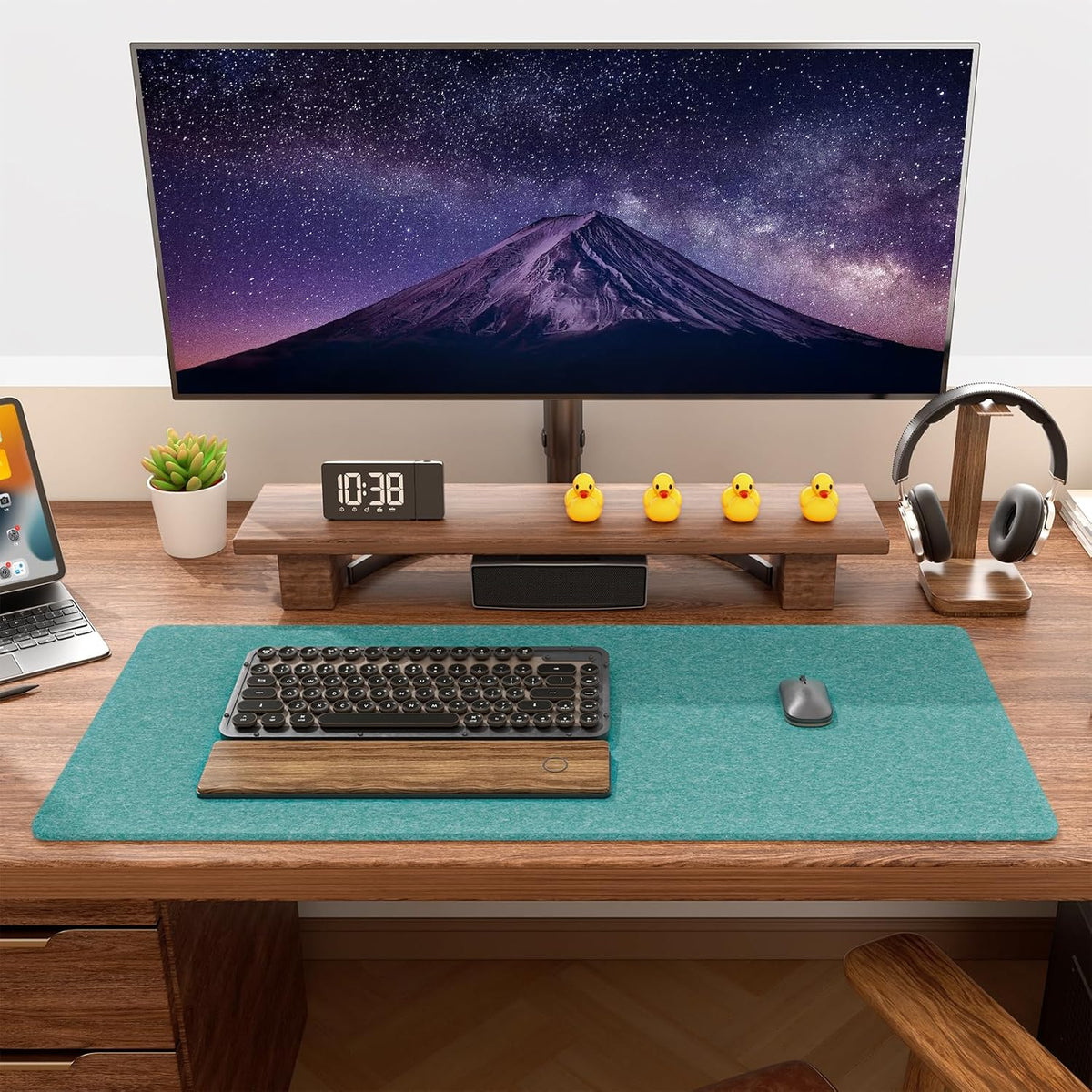 Felt Desk Mat, Minimalist Large Mouse Pad XL 31.5 x 11.8, Green