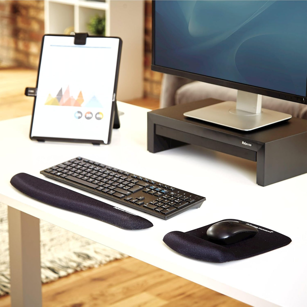 PlushTouch Foam Mouse Pad Wrist Support - Black (9252001)